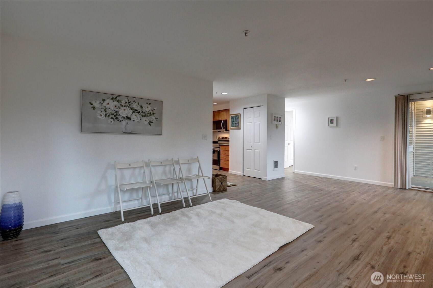 26335 116th Avenue NE #H105, Kent, WA 98030