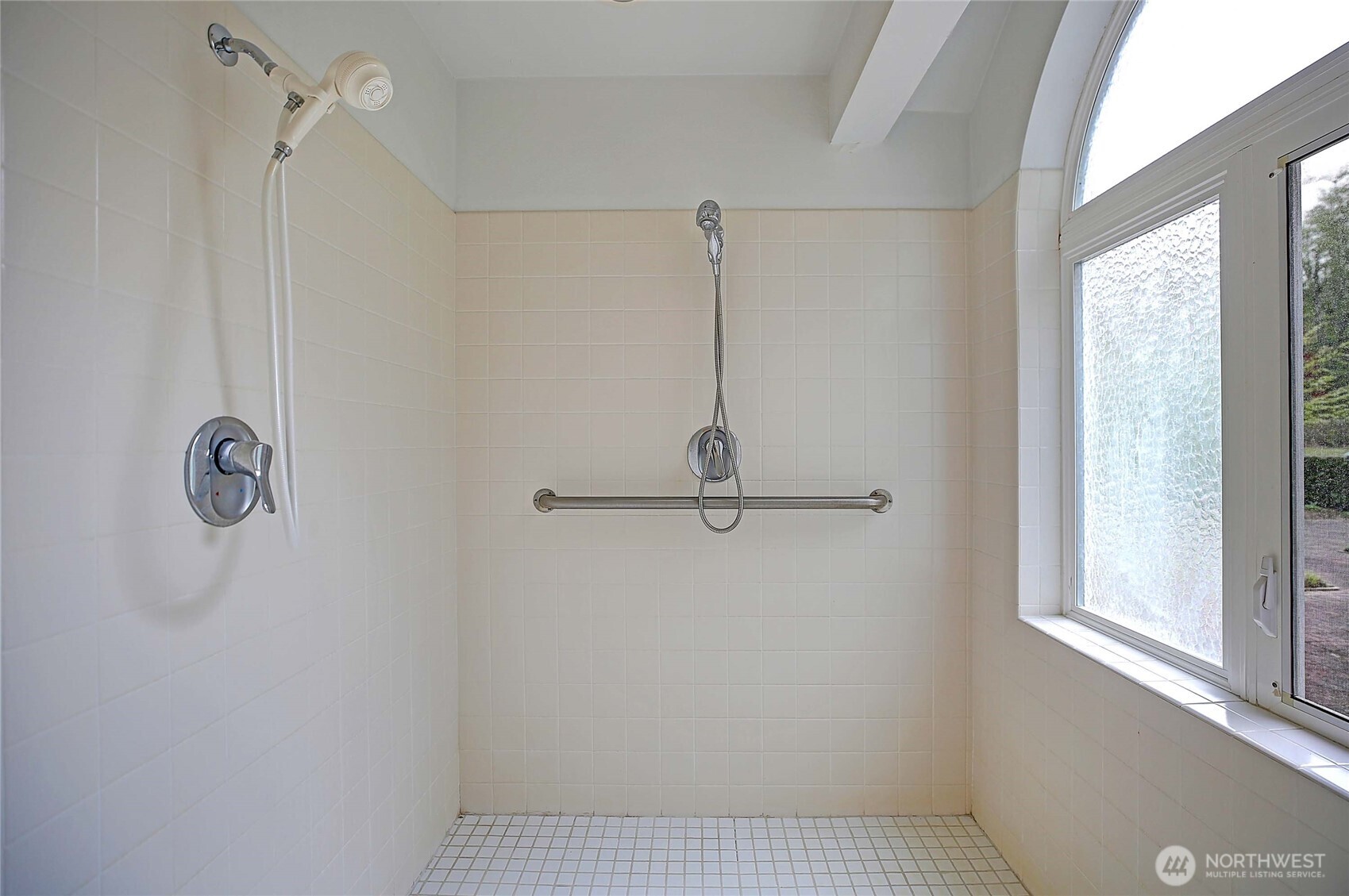 4193 S Camano Drive , Camano Island, WA 98282