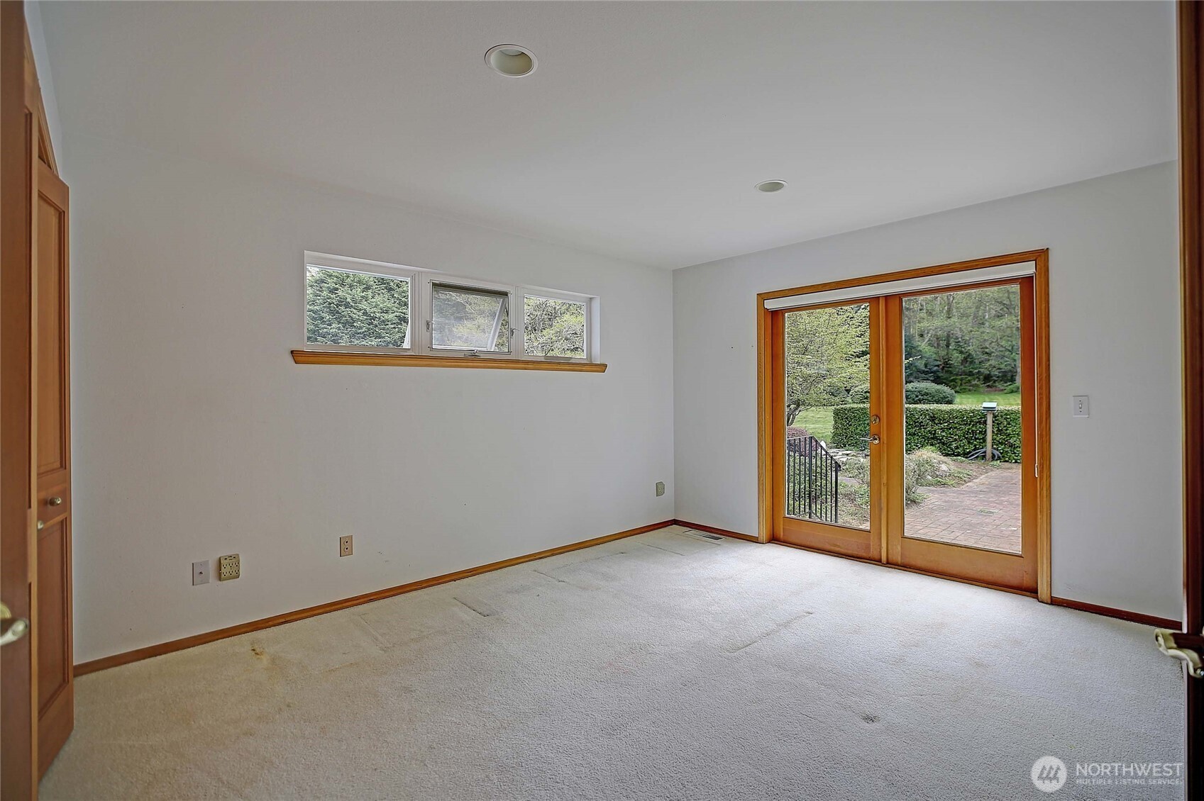 4193 S Camano Drive , Camano Island, WA 98282