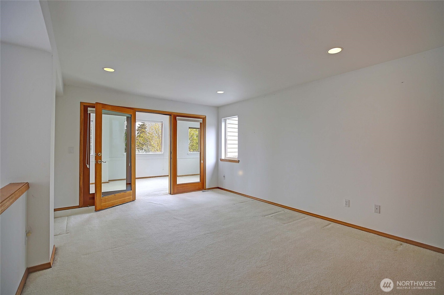 4193 S Camano Drive , Camano Island, WA 98282