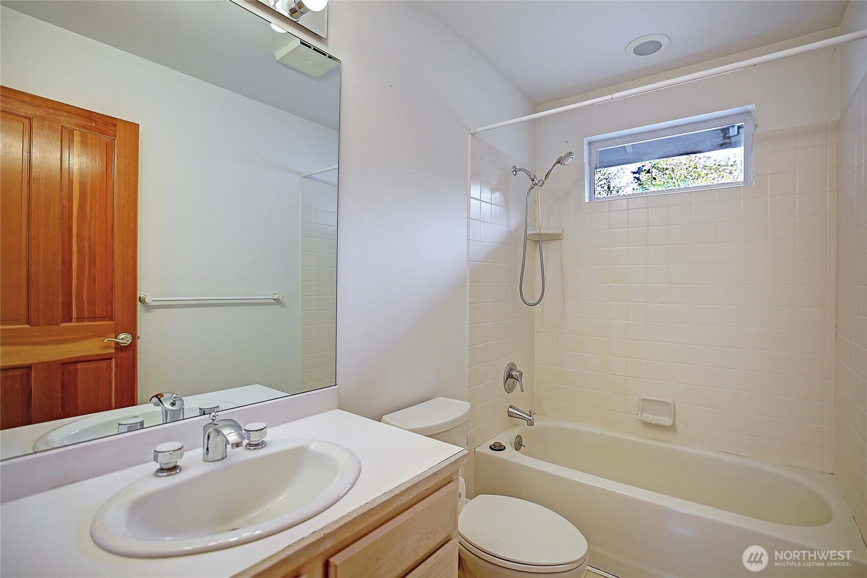 4193 S Camano Drive , Camano Island, WA 98282