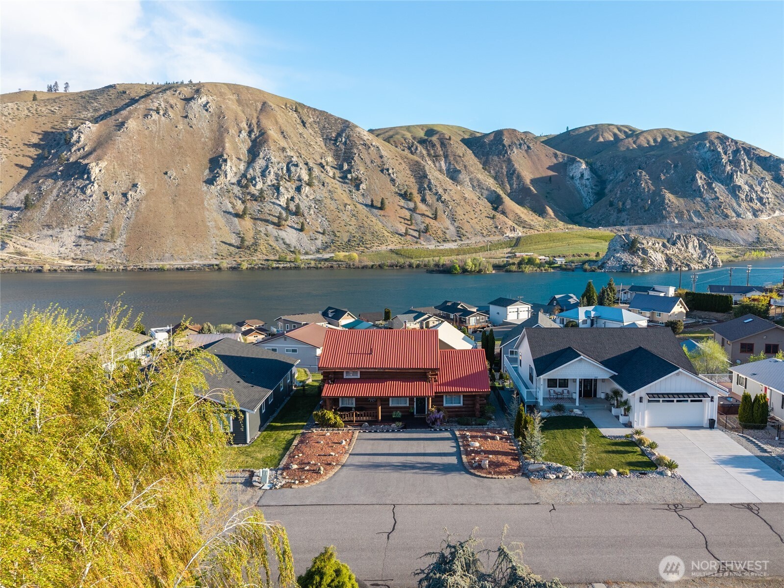 215 W Marine View Place , Orondo, WA 98843