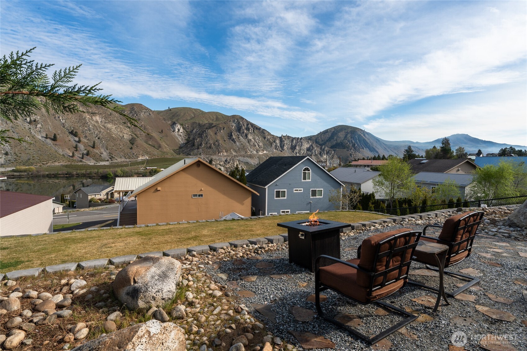 215 W Marine View Place , Orondo, WA 98843