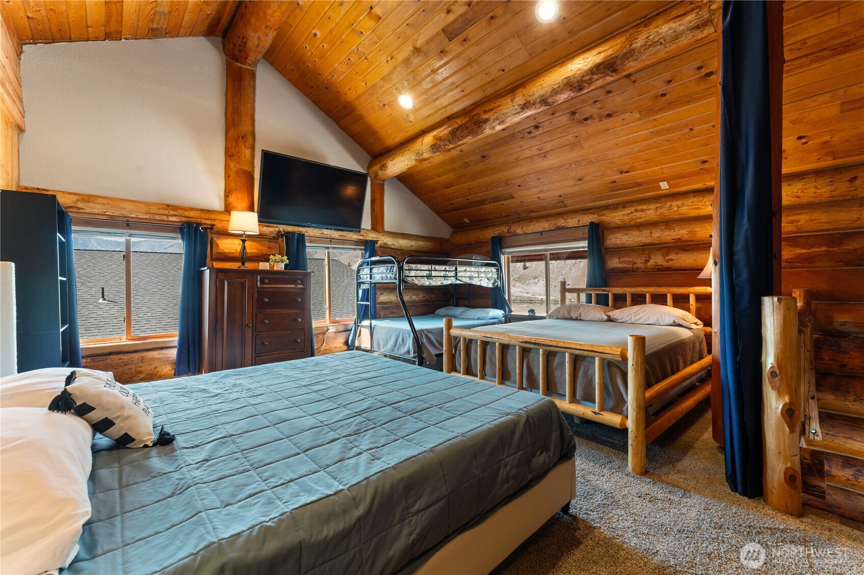 215 W Marine View Place , Orondo, WA 98843