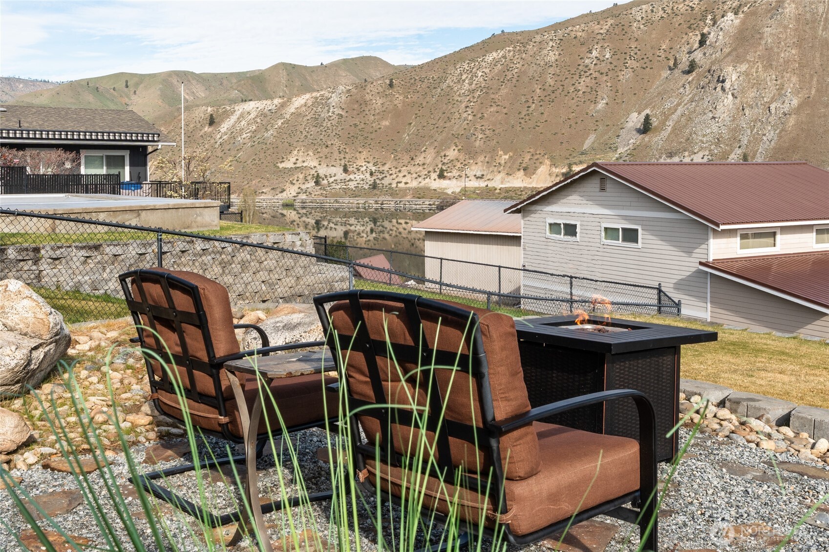 215 W Marine View Place , Orondo, WA 98843