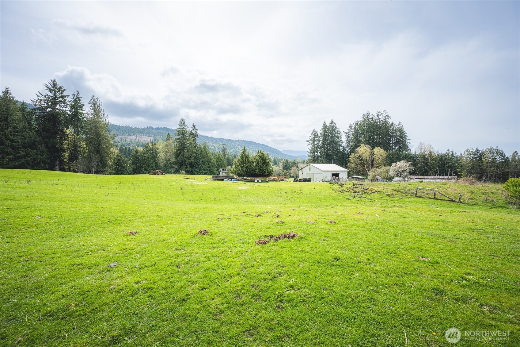 280 Oxenford Road , Port Angeles, WA 98363