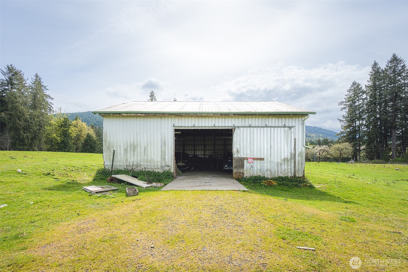 280 Oxenford Road , Port Angeles, WA 98363
