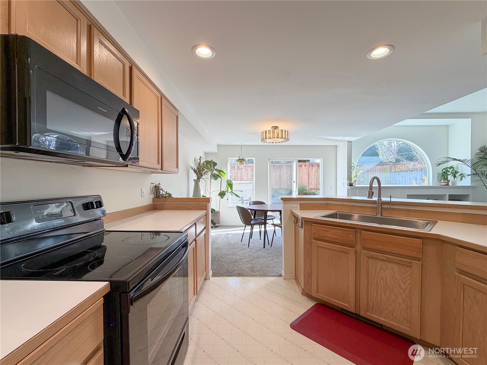 5807 14th Drive W, Everett, WA 98203