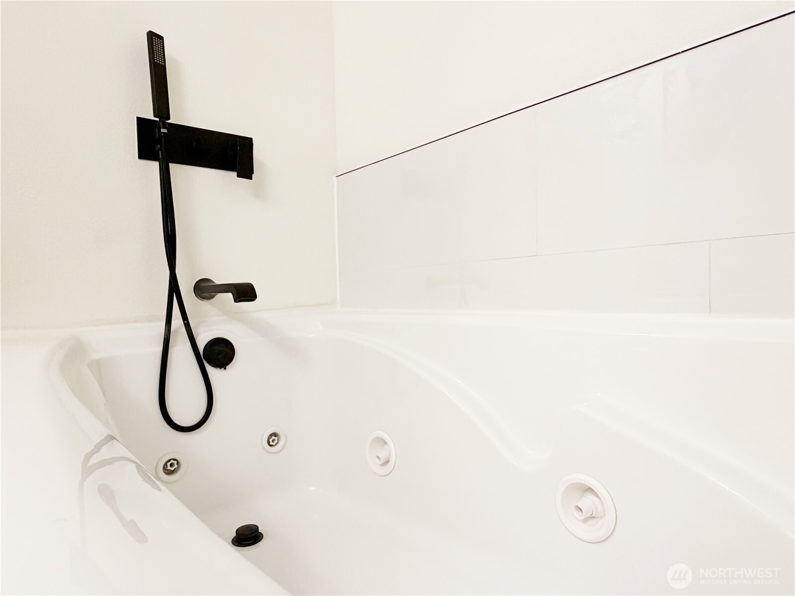5807 14th Drive W, Everett, WA 98203