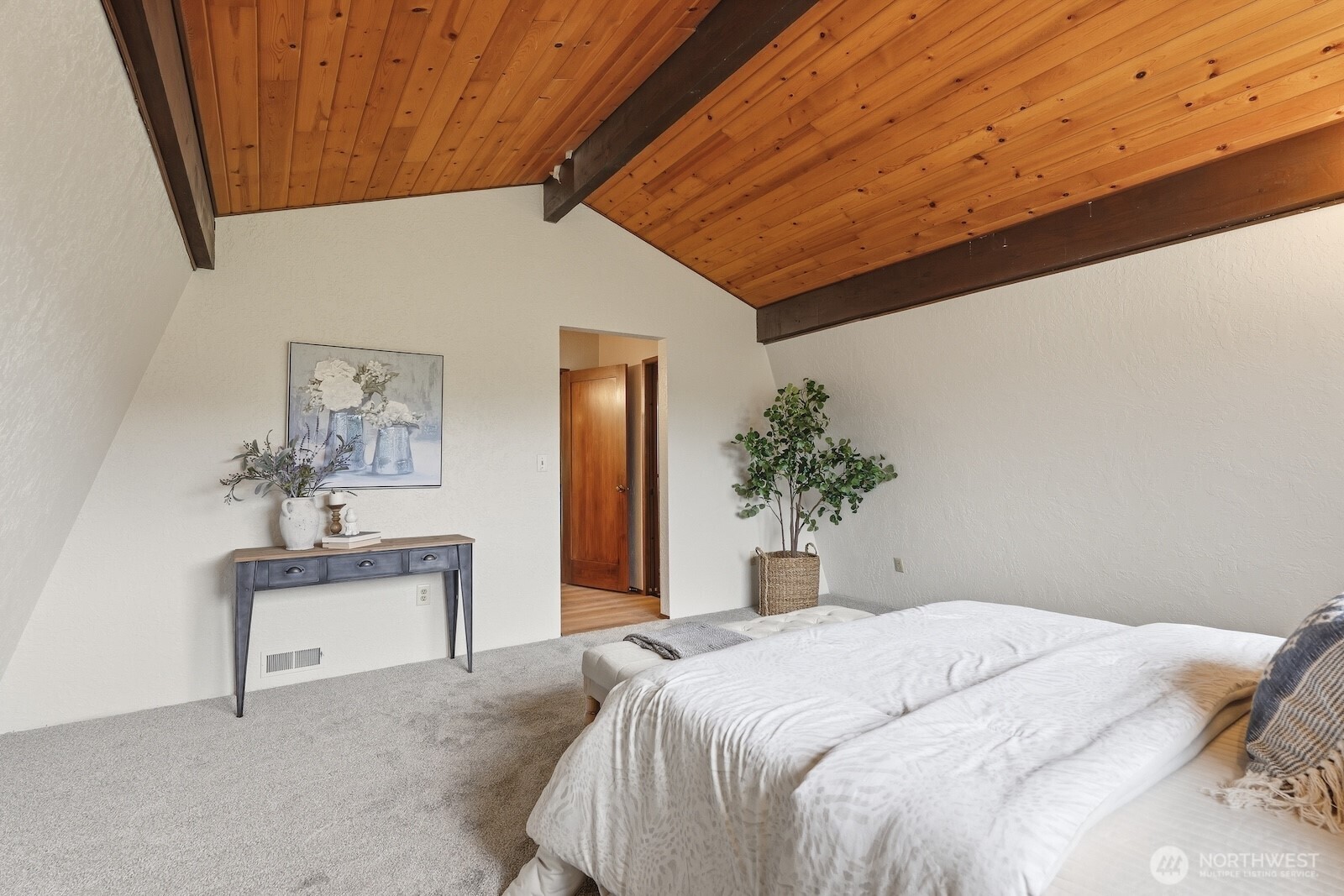 38207 SE 45th Place , Snoqualmie, WA 98065