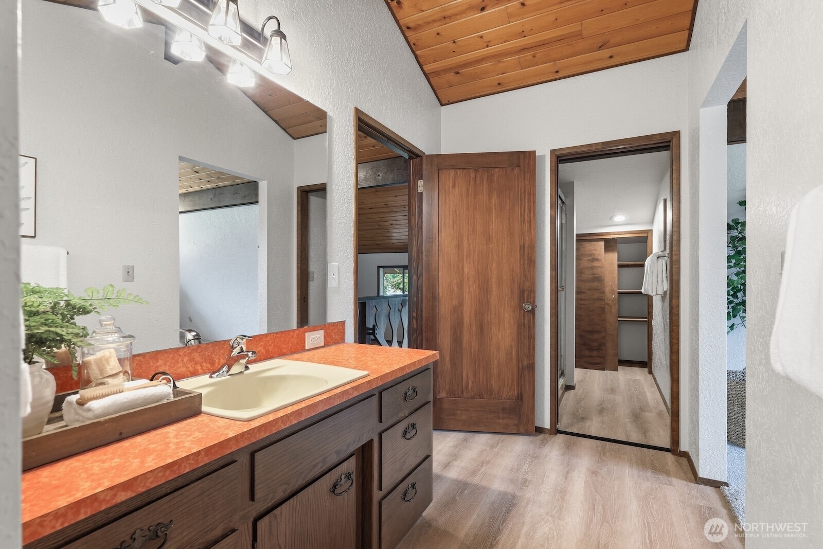 38207 SE 45th Place , Snoqualmie, WA 98065