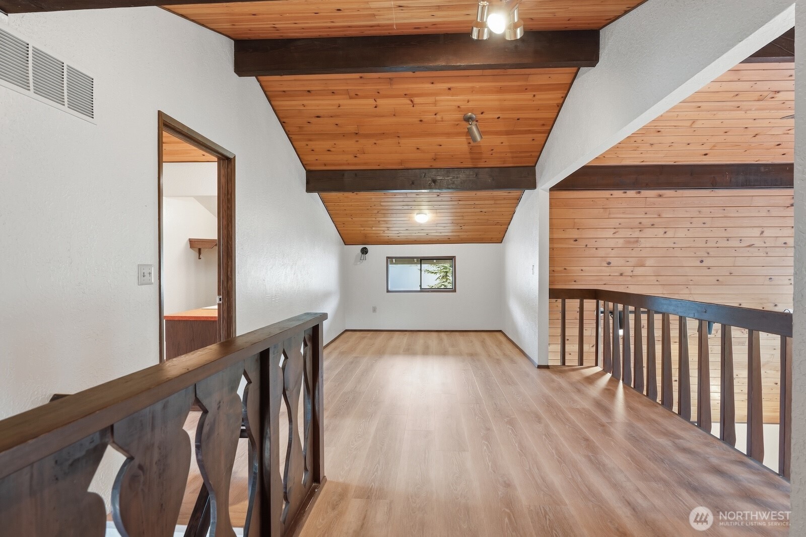 38207 SE 45th Place , Snoqualmie, WA 98065