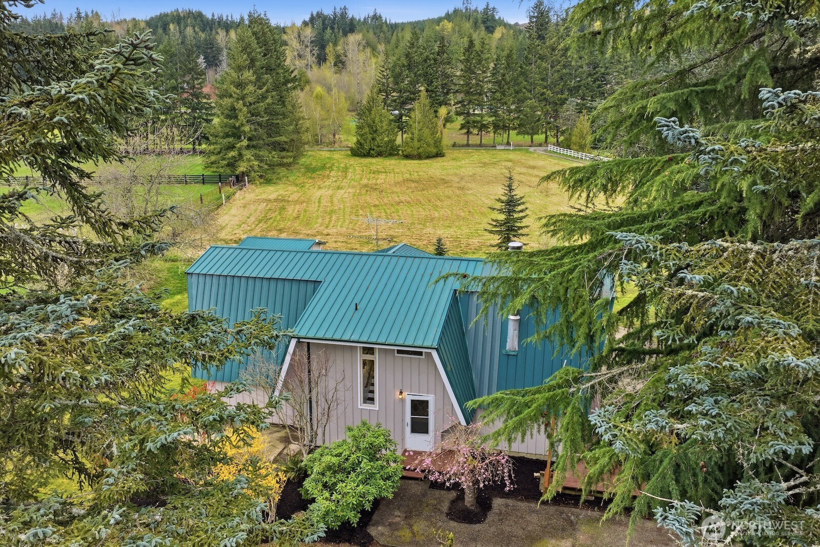 38207 SE 45th Place , Snoqualmie, WA 98065