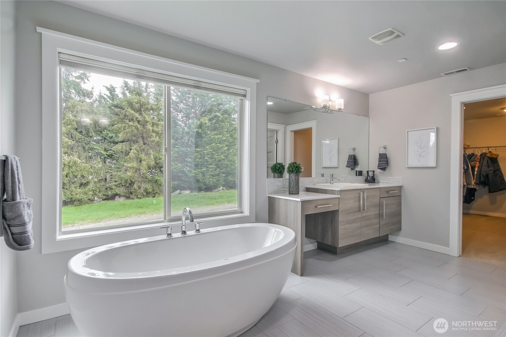 4425 S 352nd Lane , Auburn, WA 98001