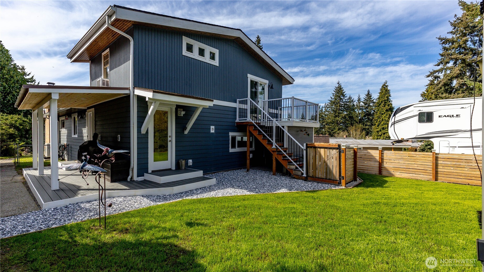 215 SW 183rd Street , Normandy Park, WA 98166