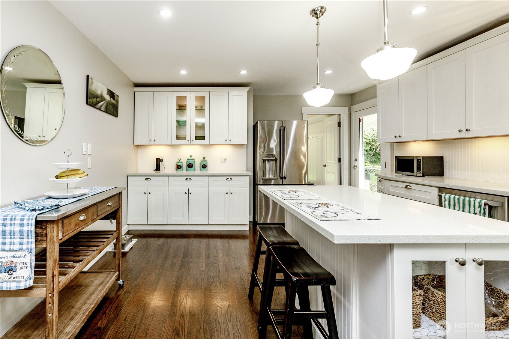 215 SW 183rd Street , Normandy Park, WA 98166