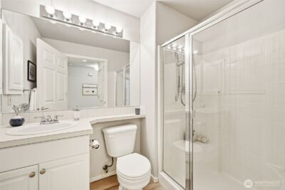 4322 NE 5th Court #106, Renton, WA 98059 - Photo 16