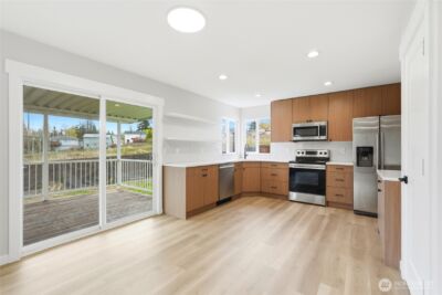 1104 20th Street , Snohomish, WA 98290 - Photo 9