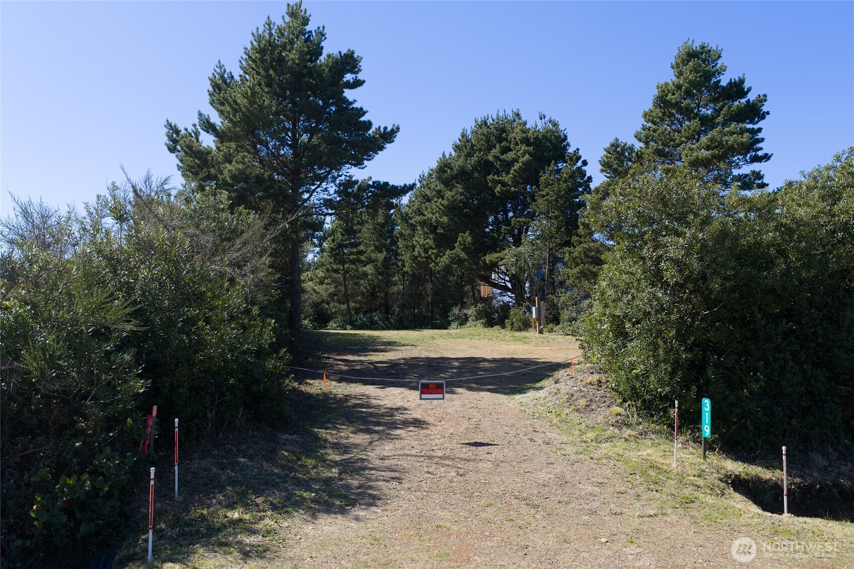 319 Sand Dune Avenue NW, Ocean Shores, WA 98569