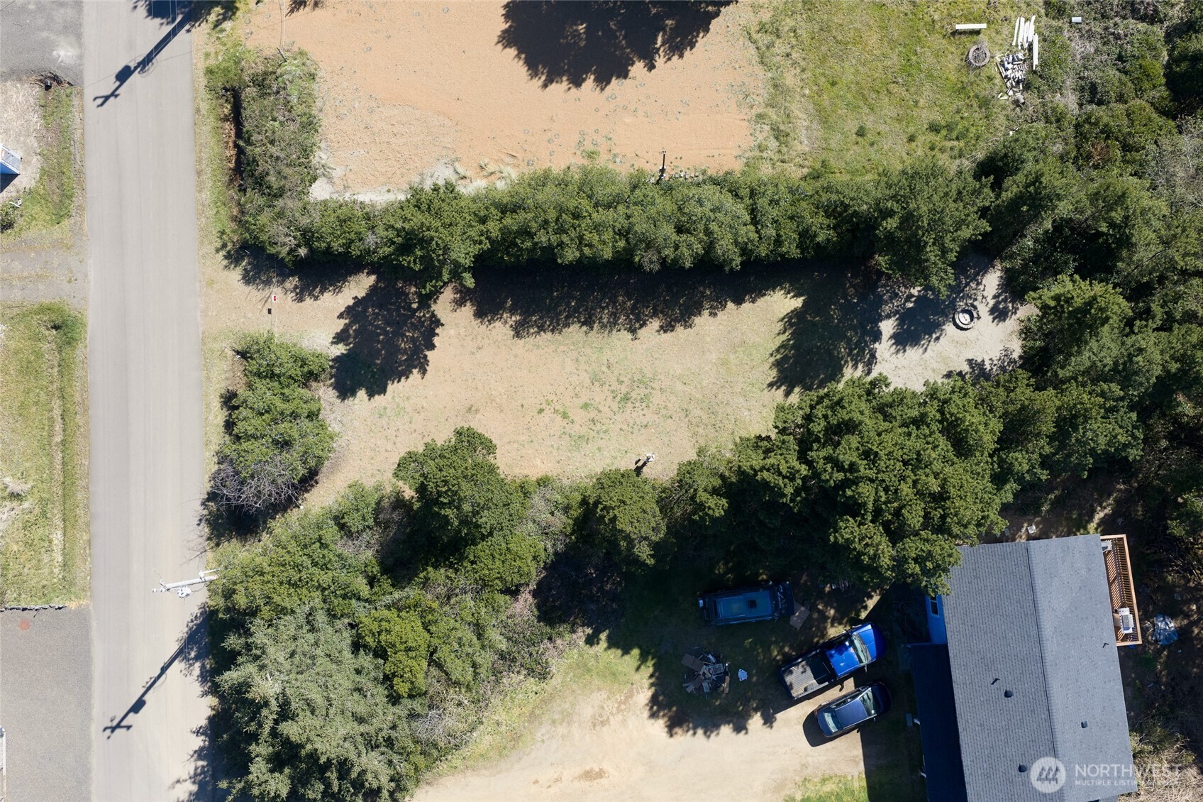 319 Sand Dune Avenue NW, Ocean Shores, WA 98569