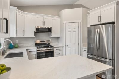 7118 37th Street NE, Marysville, WA 98270 - Photo 8