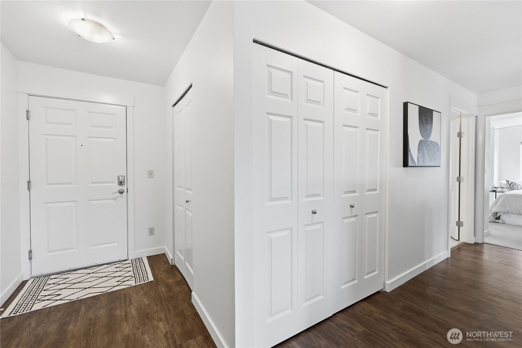 300 High School Road NE #300, Bainbridge Island, WA 98110
