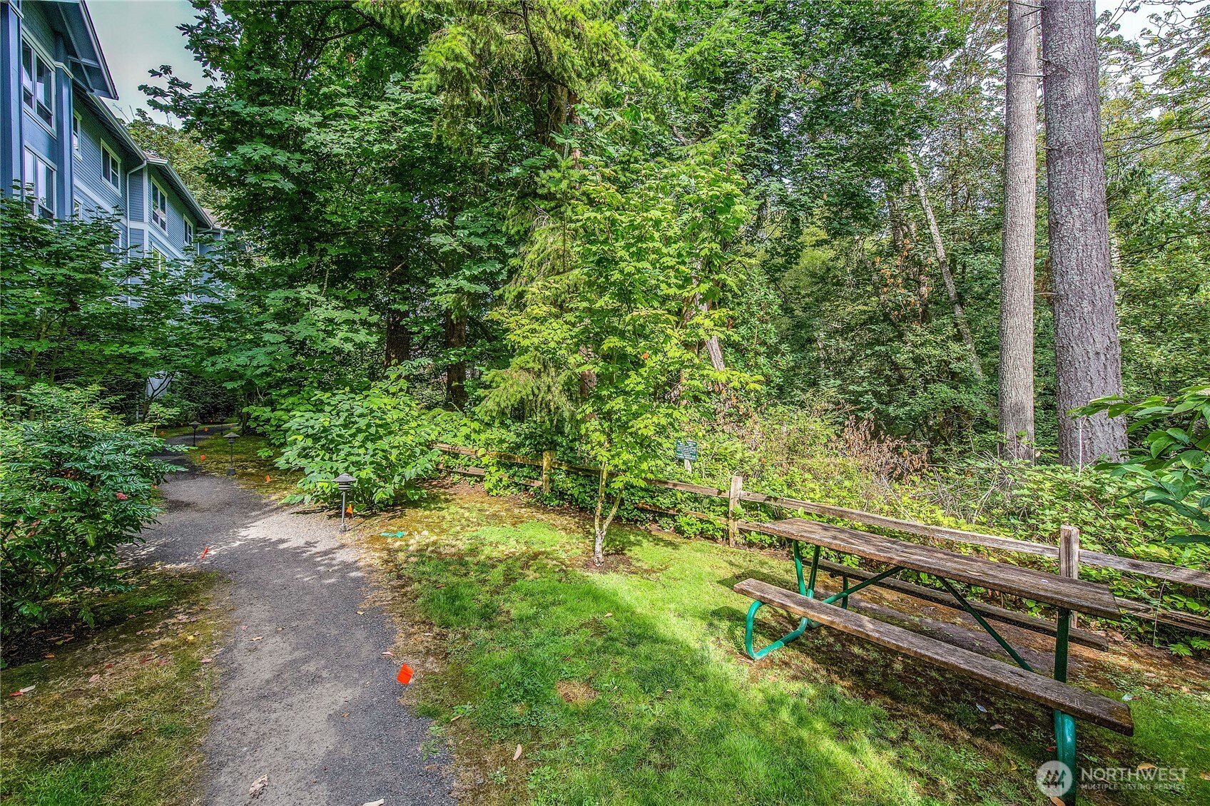 300 High School Road NE #300, Bainbridge Island, WA 98110