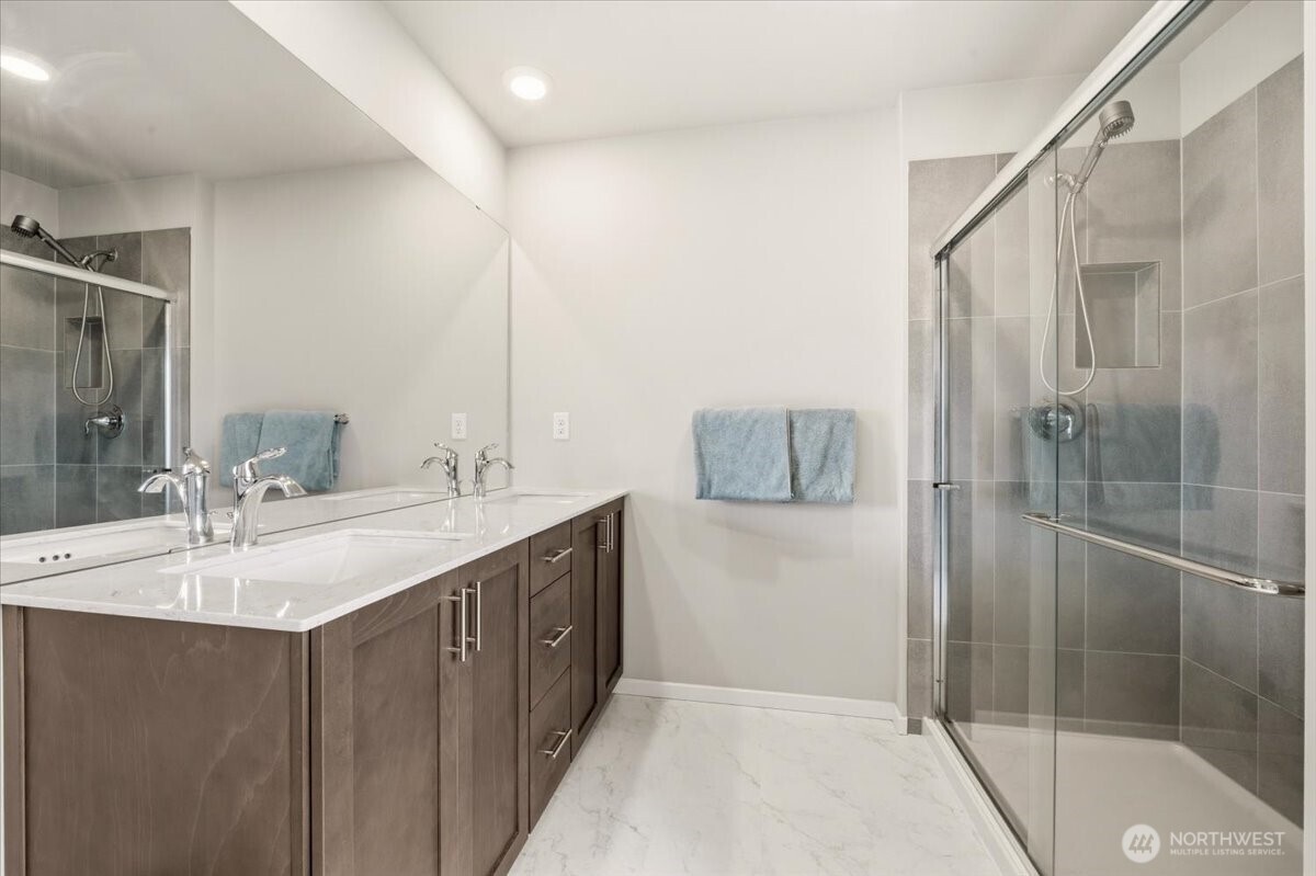 1106 SW Pendleton Way , Port Orchard, WA 98367