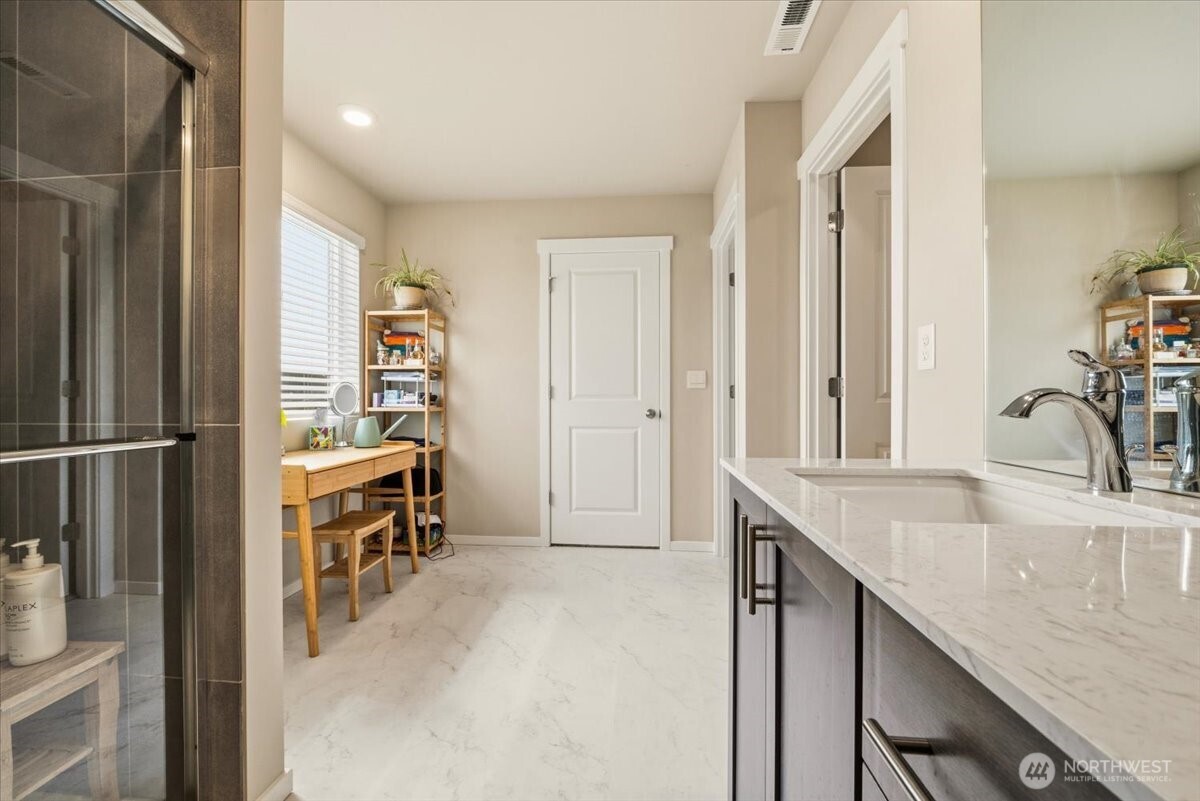 1106 SW Pendleton Way , Port Orchard, WA 98367