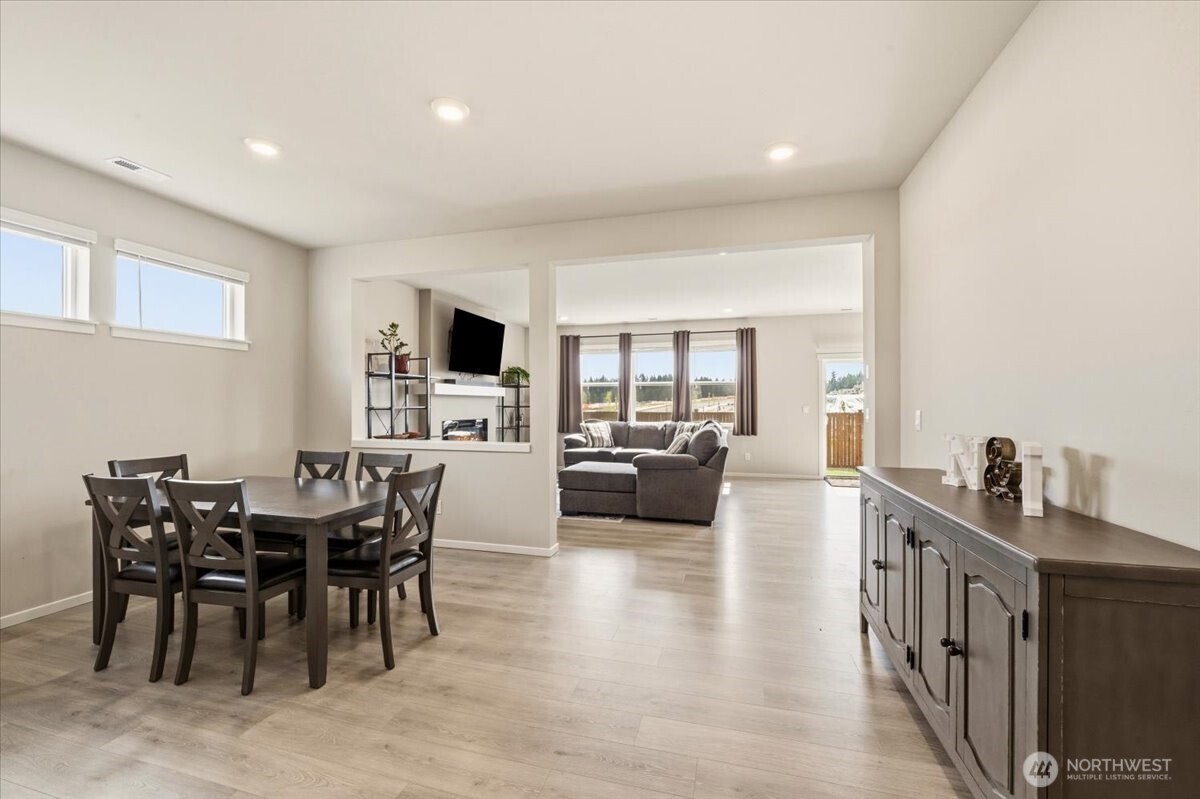 1106 SW Pendleton Way , Port Orchard, WA 98367
