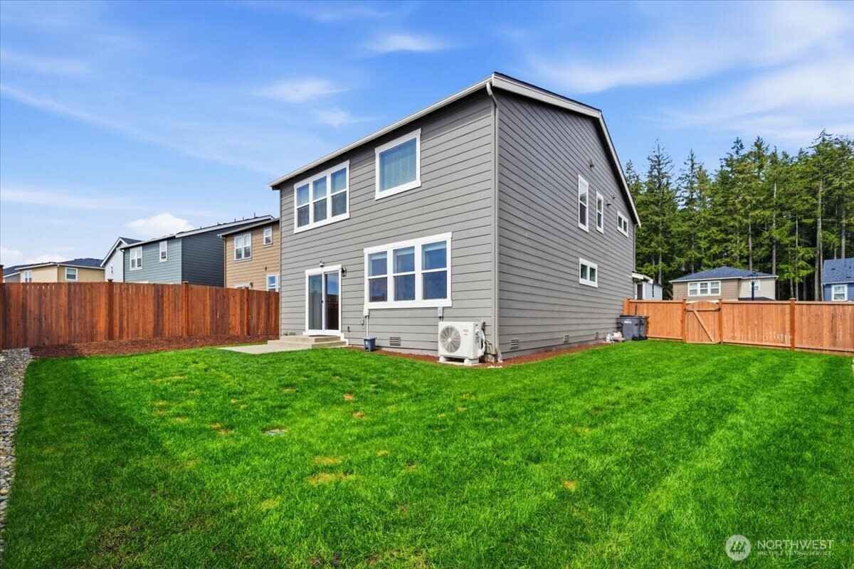 1106 SW Pendleton Way , Port Orchard, WA 98367