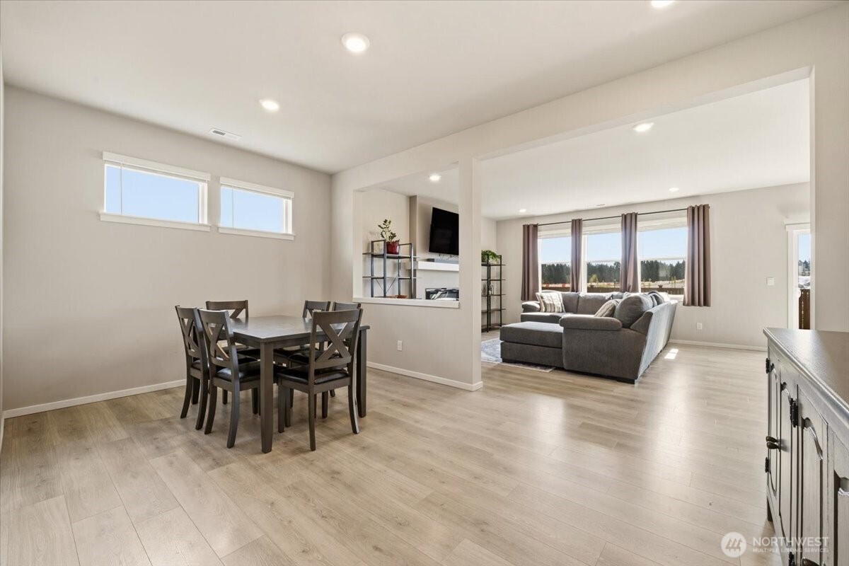 1106 SW Pendleton Way , Port Orchard, WA 98367