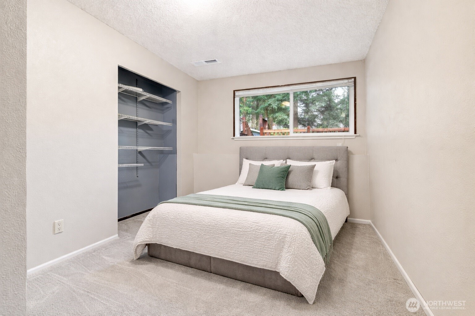 3305 27th Street SE, Puyallup, WA 98374