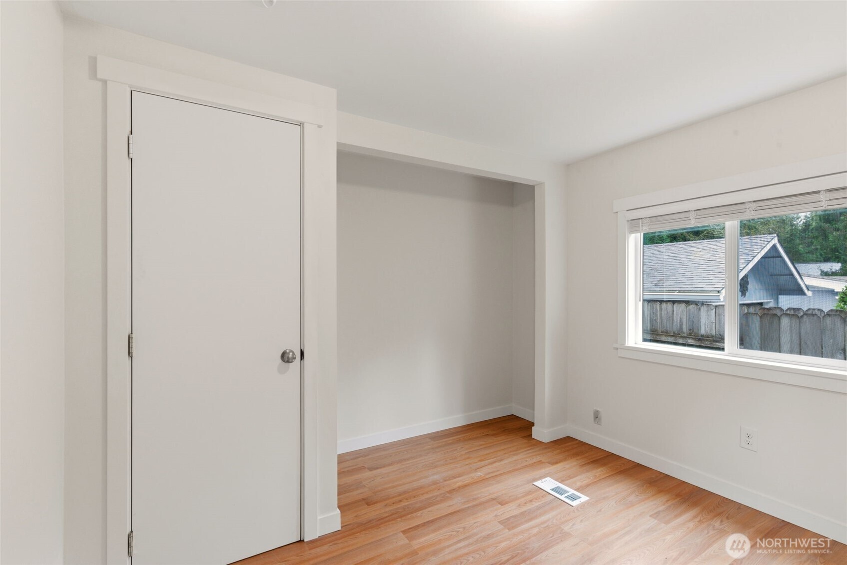 8105 NE Beachwood Avenue , Poulsbo, WA 98370