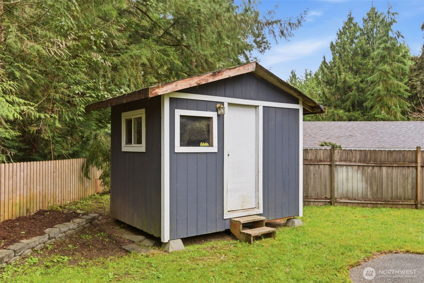 8105 NE Beachwood Avenue , Poulsbo, WA 98370