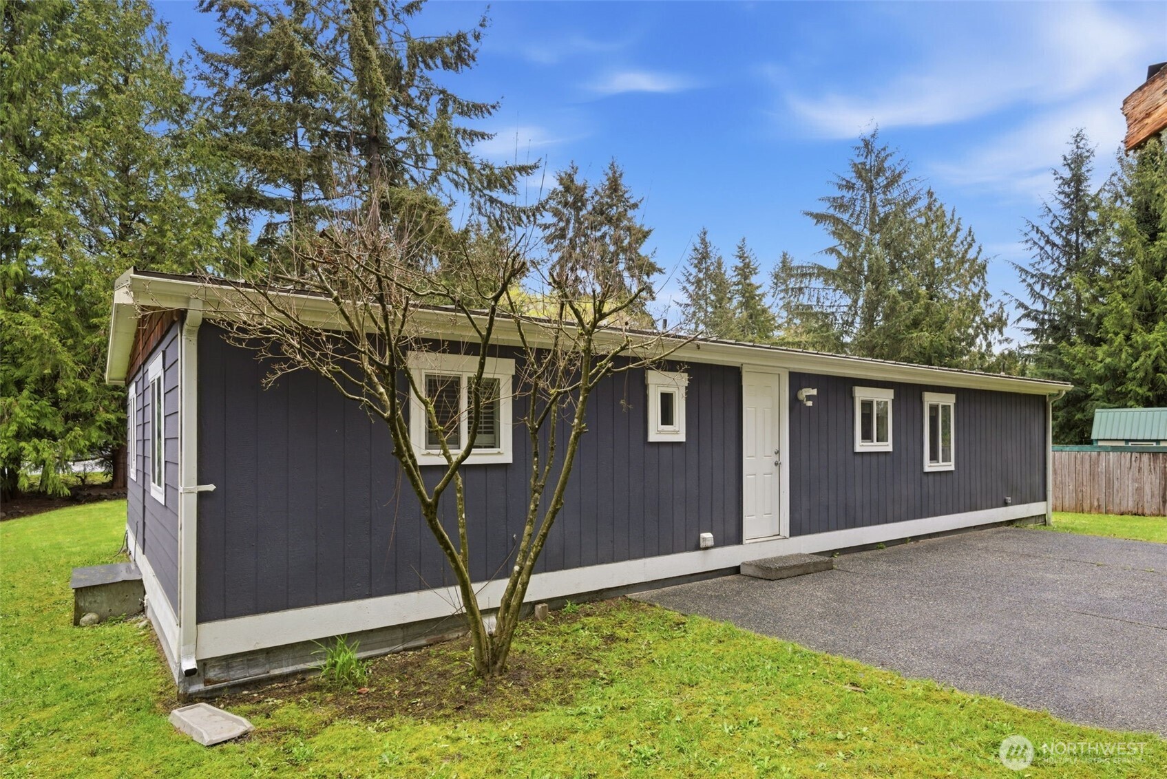 8105 NE Beachwood Avenue , Poulsbo, WA 98370
