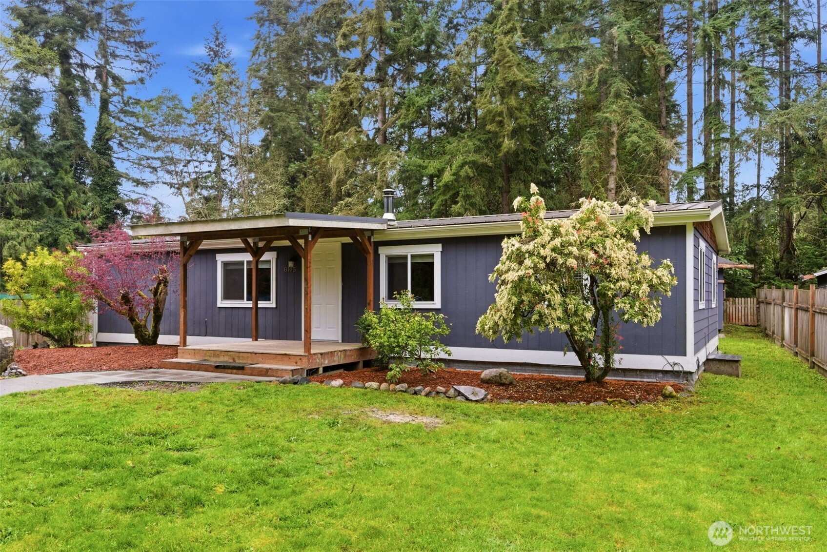 8105 NE Beachwood Avenue , Poulsbo, WA 98370
