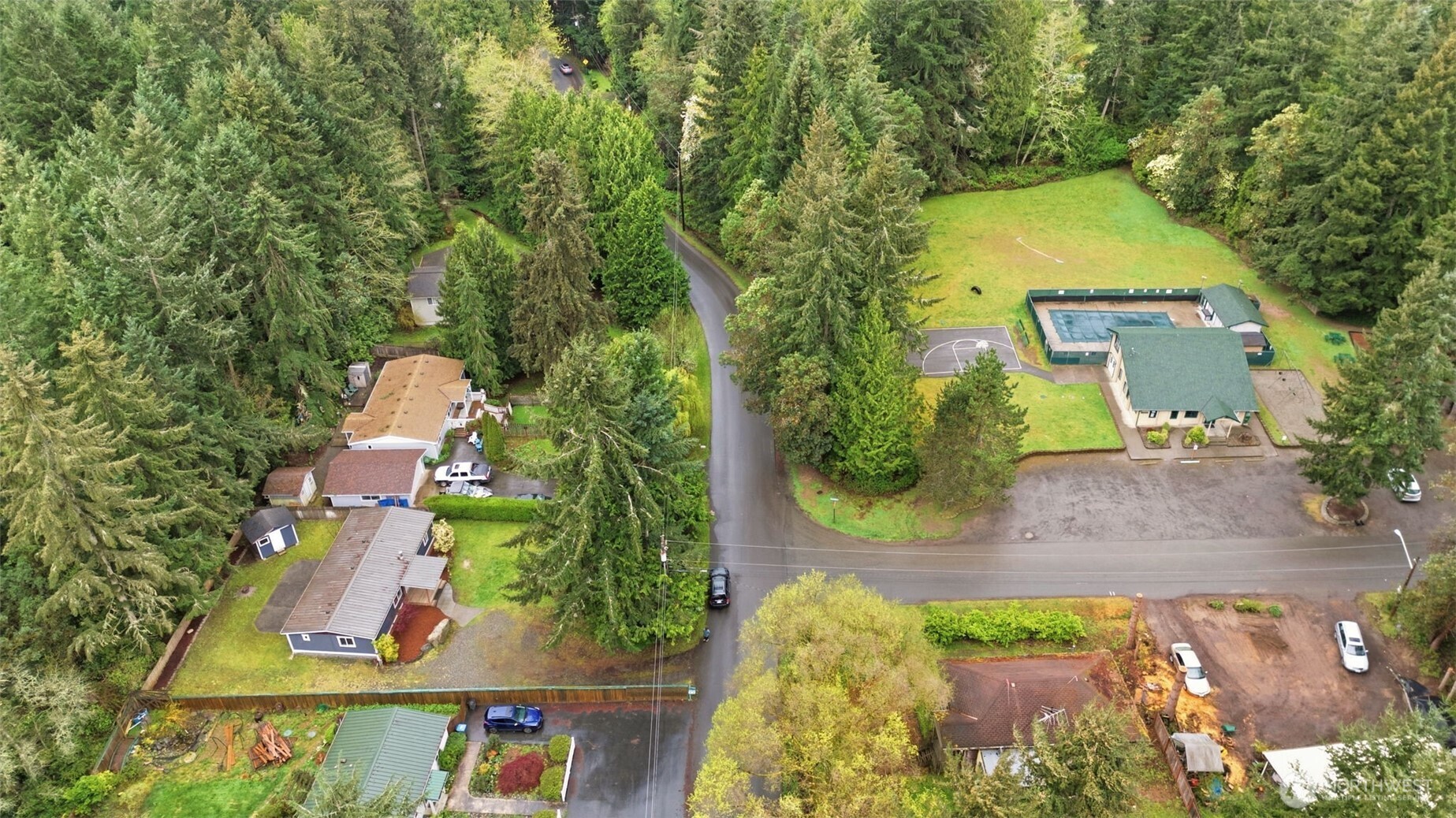 8105 NE Beachwood Avenue , Poulsbo, WA 98370