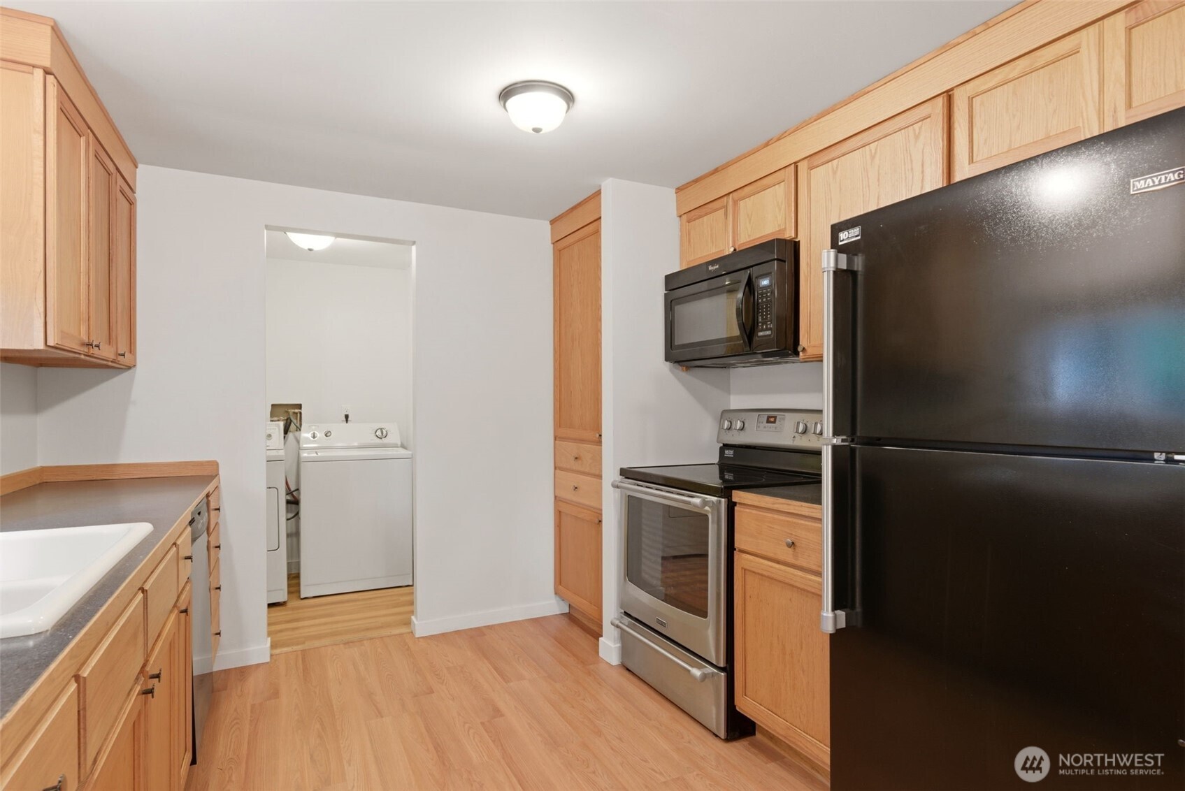 8105 NE Beachwood Avenue , Poulsbo, WA 98370