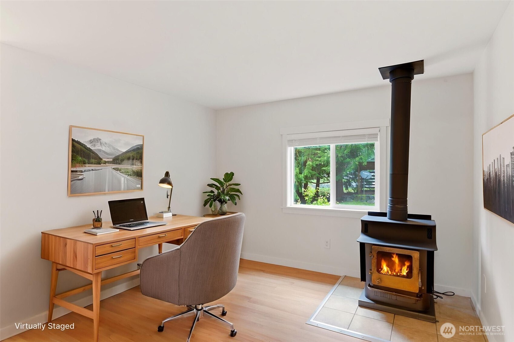 8105 NE Beachwood Avenue , Poulsbo, WA 98370