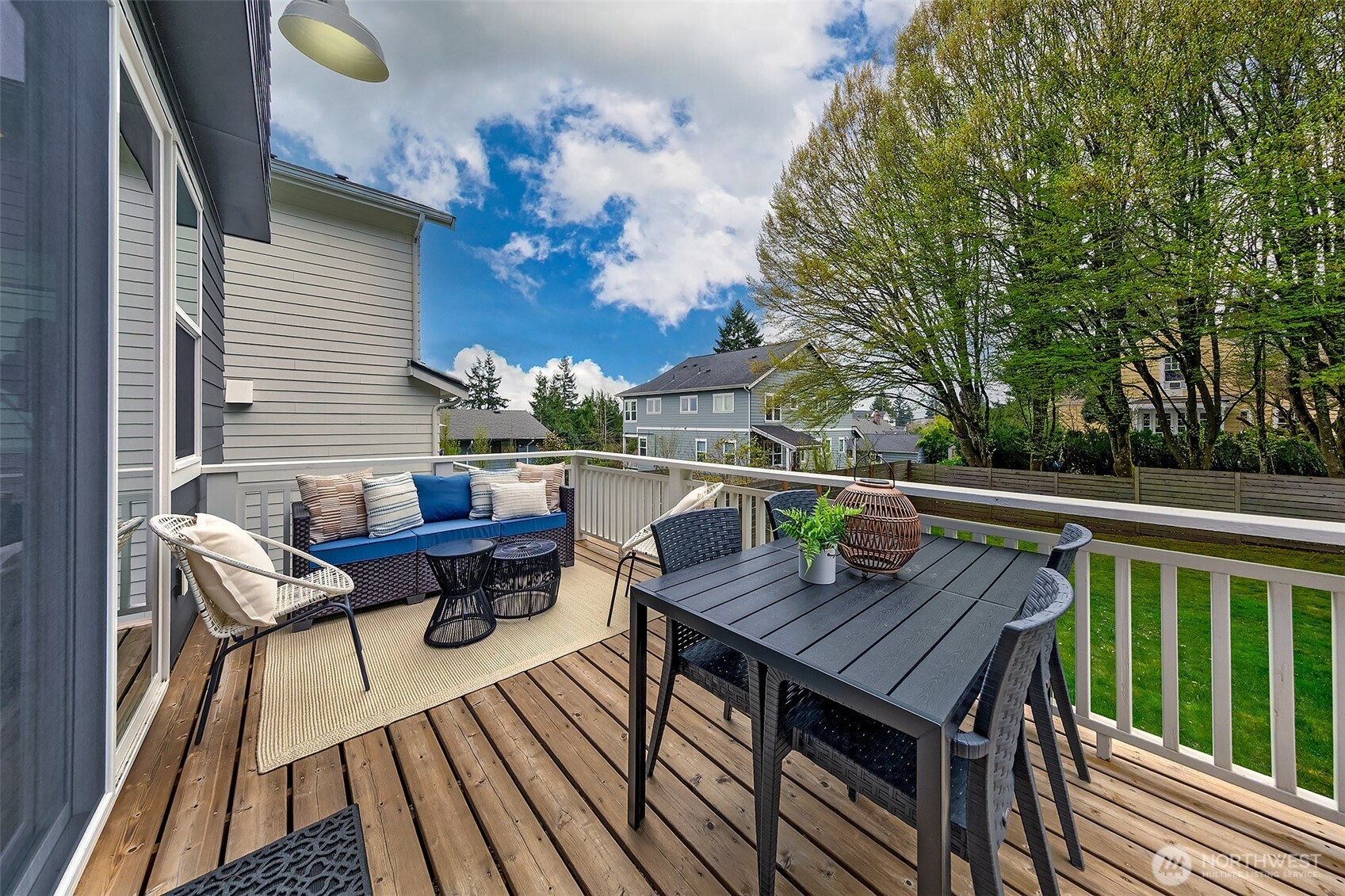 1551 NE 91st Street , Seattle, WA 98115