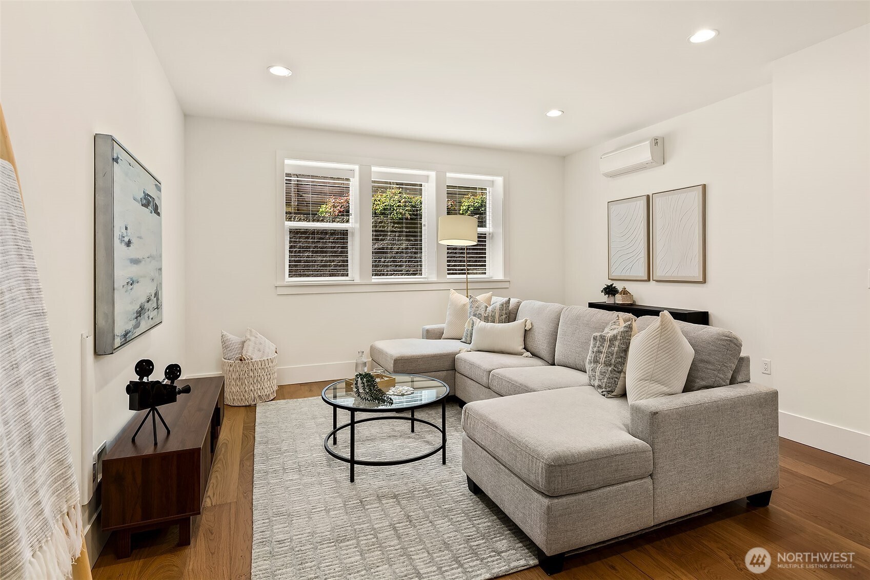 1551 NE 91st Street , Seattle, WA 98115