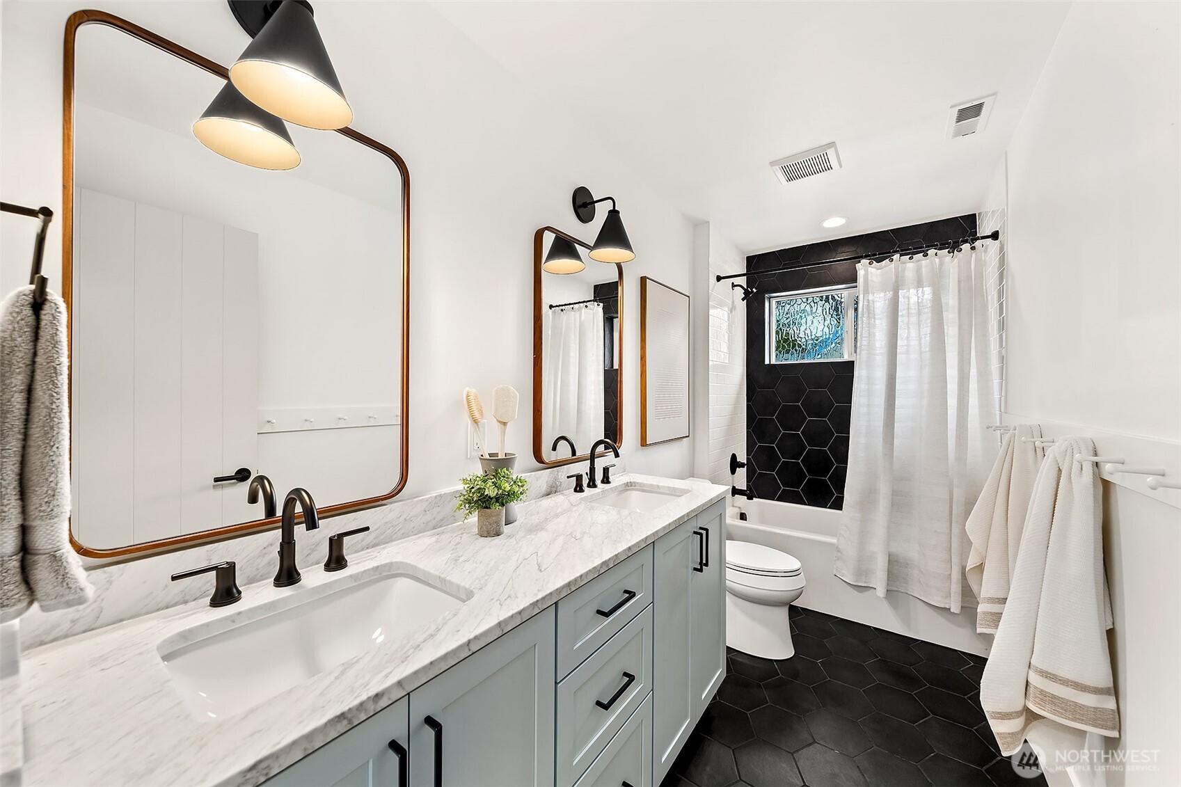 1551 NE 91st Street , Seattle, WA 98115
