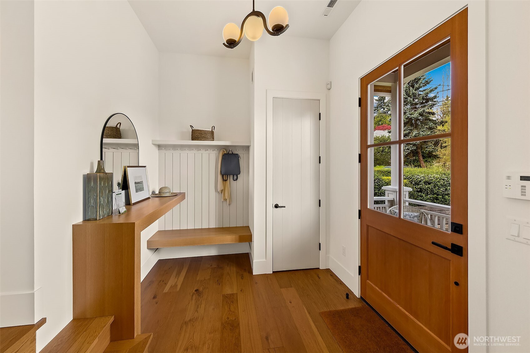 1551 NE 91st Street , Seattle, WA 98115
