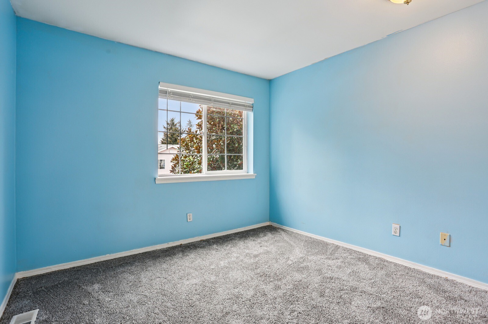 3111 156th Street SW #C4, Lynnwood, WA 98087-2443