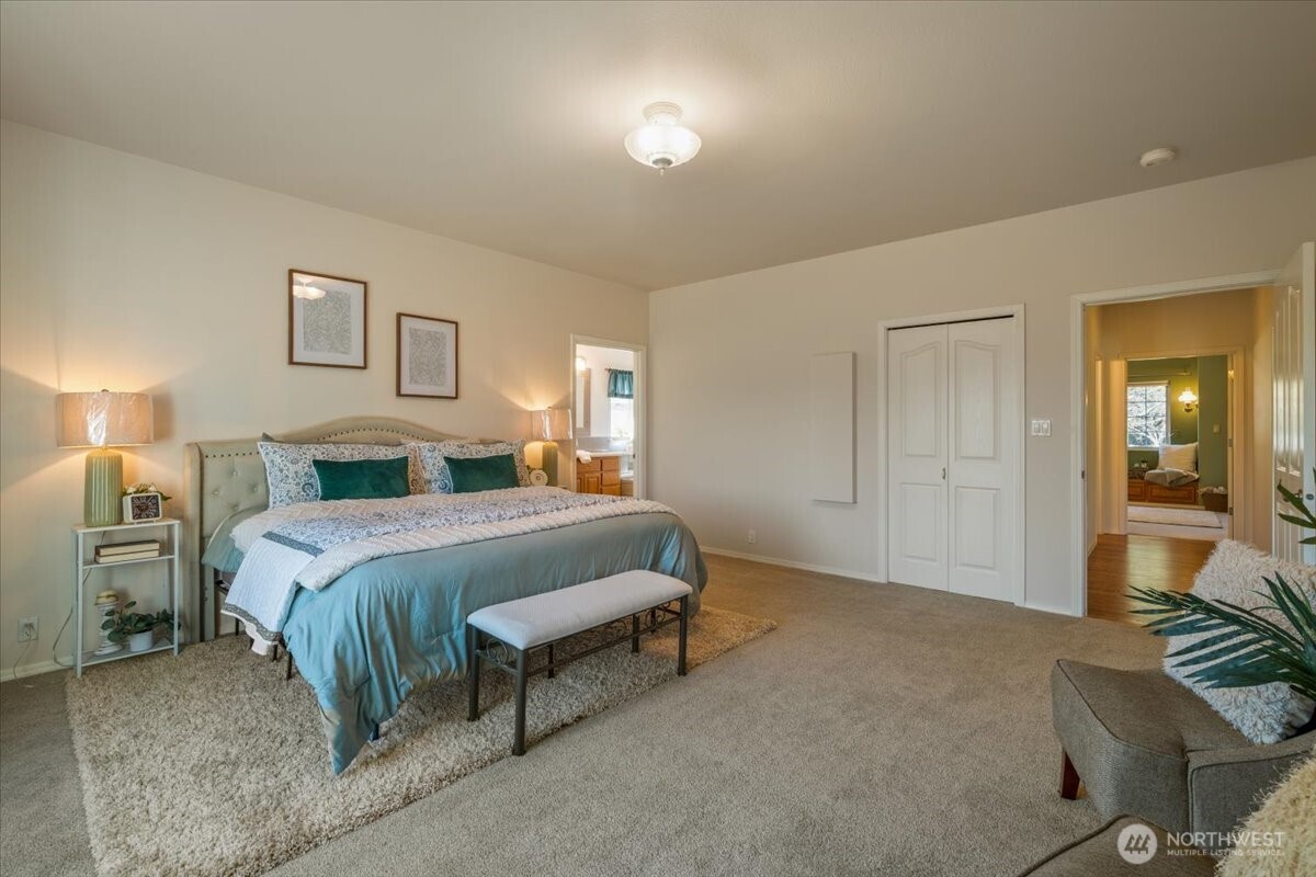 12221 237th Avenue E, Buckley, WA 98321