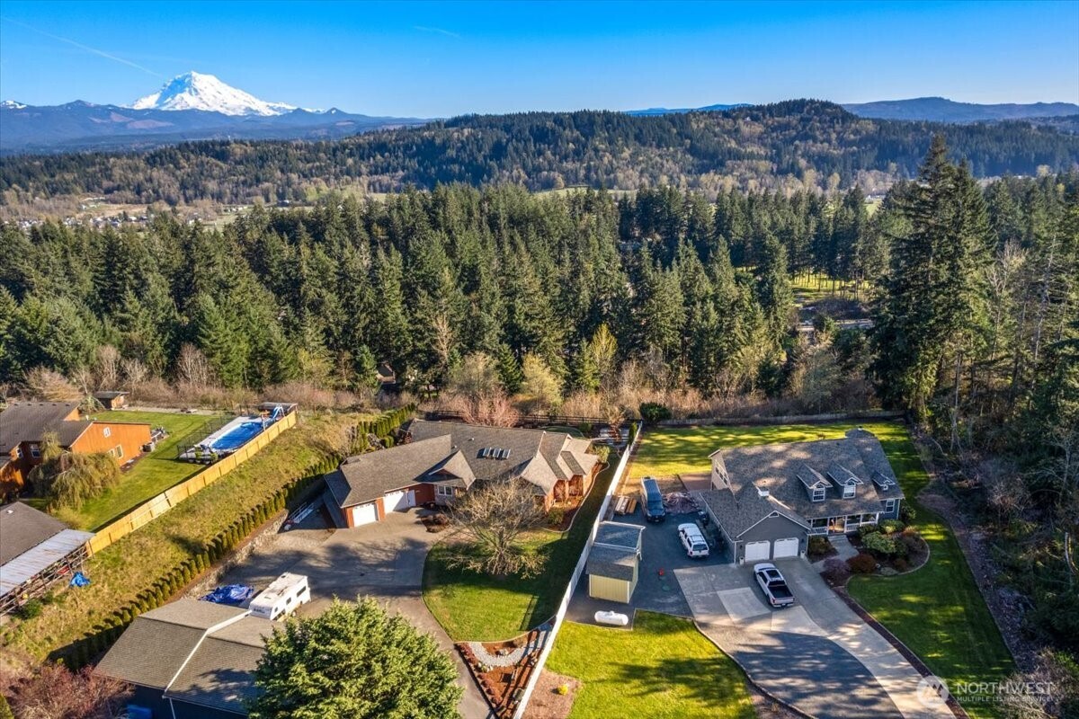 12221 237th Avenue E, Buckley, WA 98321