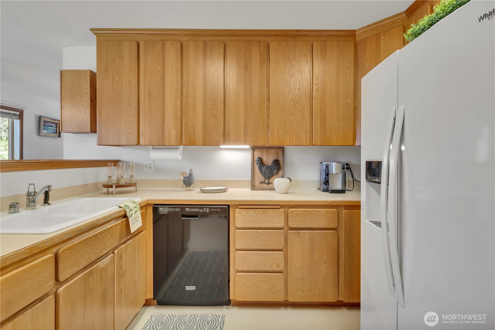 827 Illahee Drive , Fox Island, WA 98333