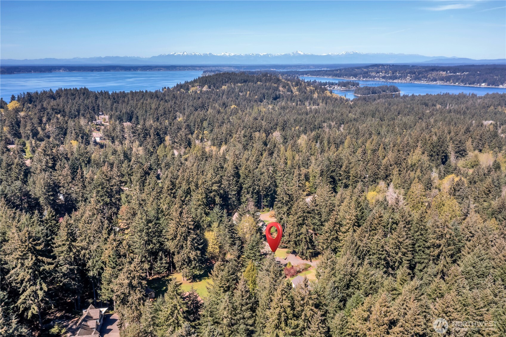 827 Illahee Drive , Fox Island, WA 98333