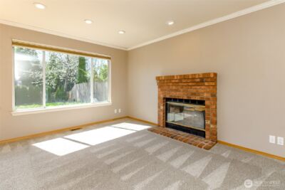11823 SE 203rd Street , Kent, WA 98031 - Photo 17